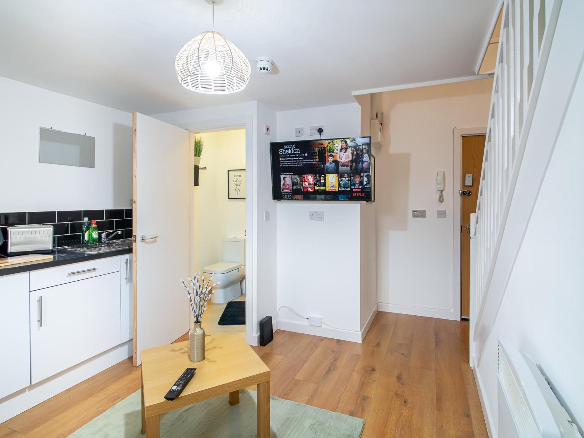 Bv Charming 2-bedroom By Kirkstall Shopping Centre, Free Parking Appartamento *