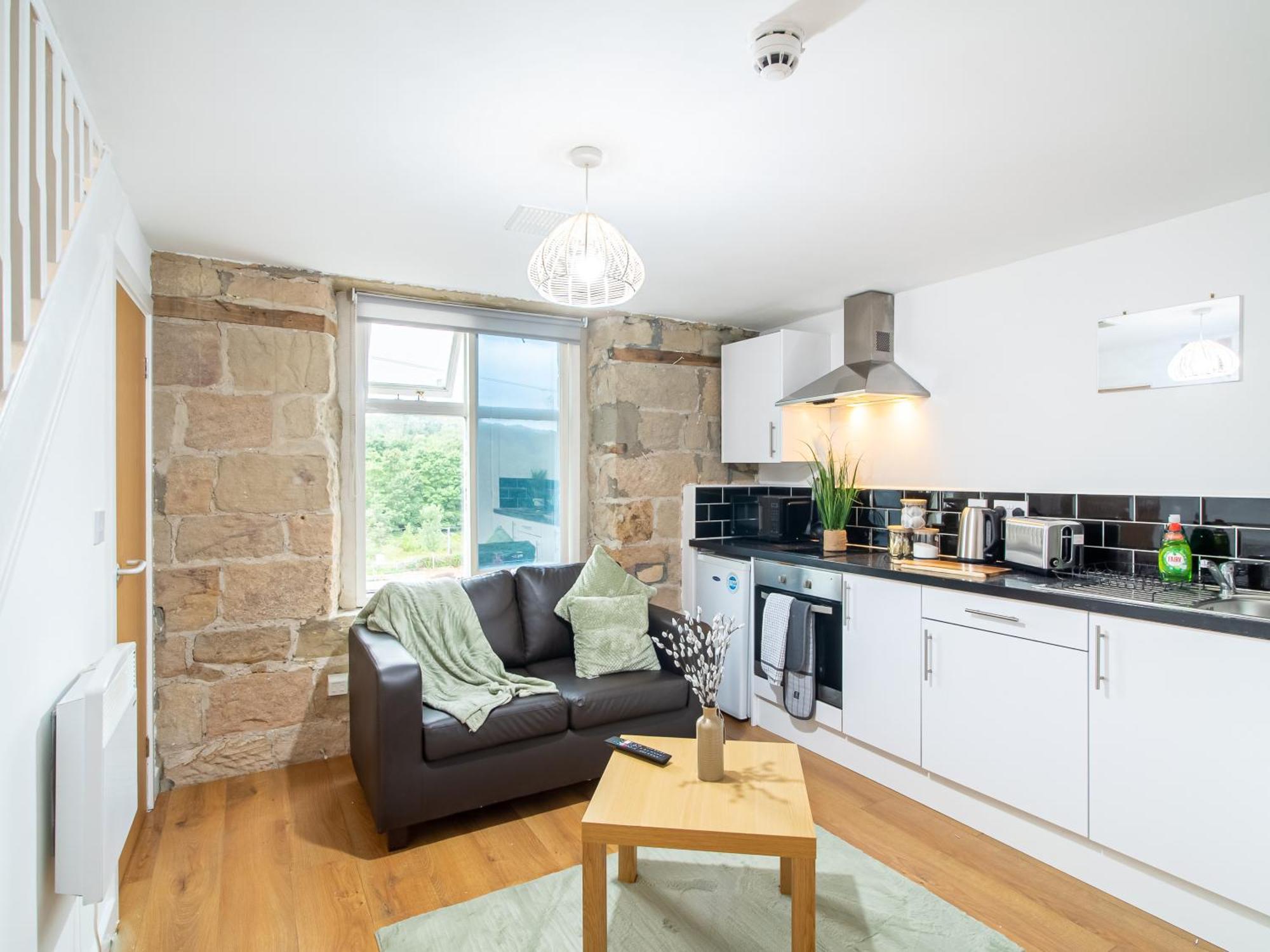 Appartamento Bv Charming 2-bedroom By Kirkstall Shopping Centre, Free Parking *